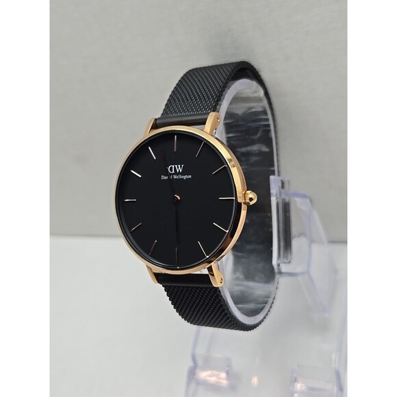Daniel Wellington Petite Ashfield E32R1 32mm Black Mesh Rose Gold New Battery - Picture 2 of 10